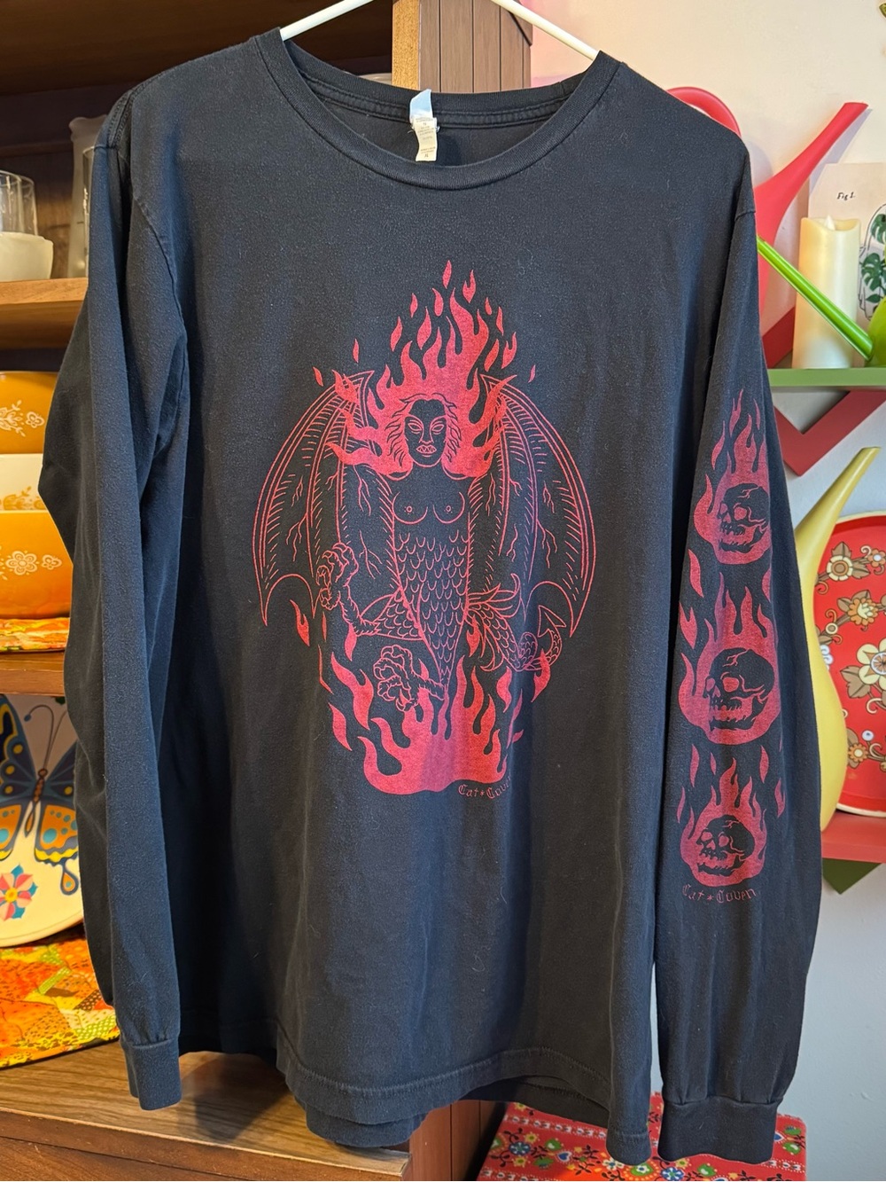 Cat coven graphic long sleeve
